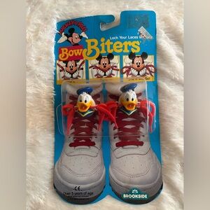 Vintage Disney Donald Duck Bow Biters
